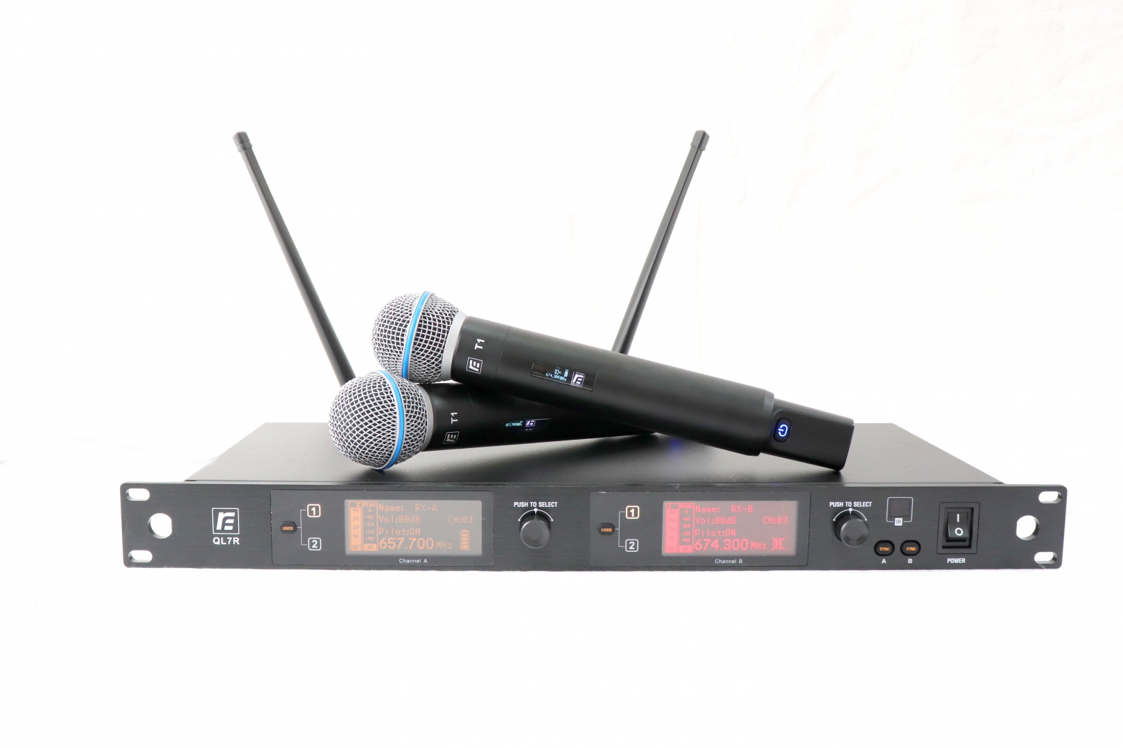 RFIntell QL7R/T1-A 651,800-683,400 МГц 2-канальная радиосистема с 2-мя ручными микрофонами в Кемерово